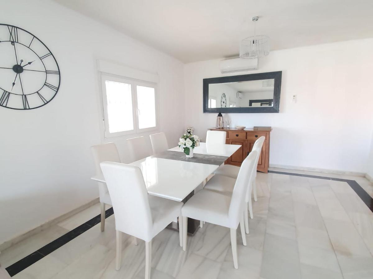 Beautiful 5 Bedroom Villa, Sea Views, Private Pool, Estepona Newly Refurbished Luaran gambar