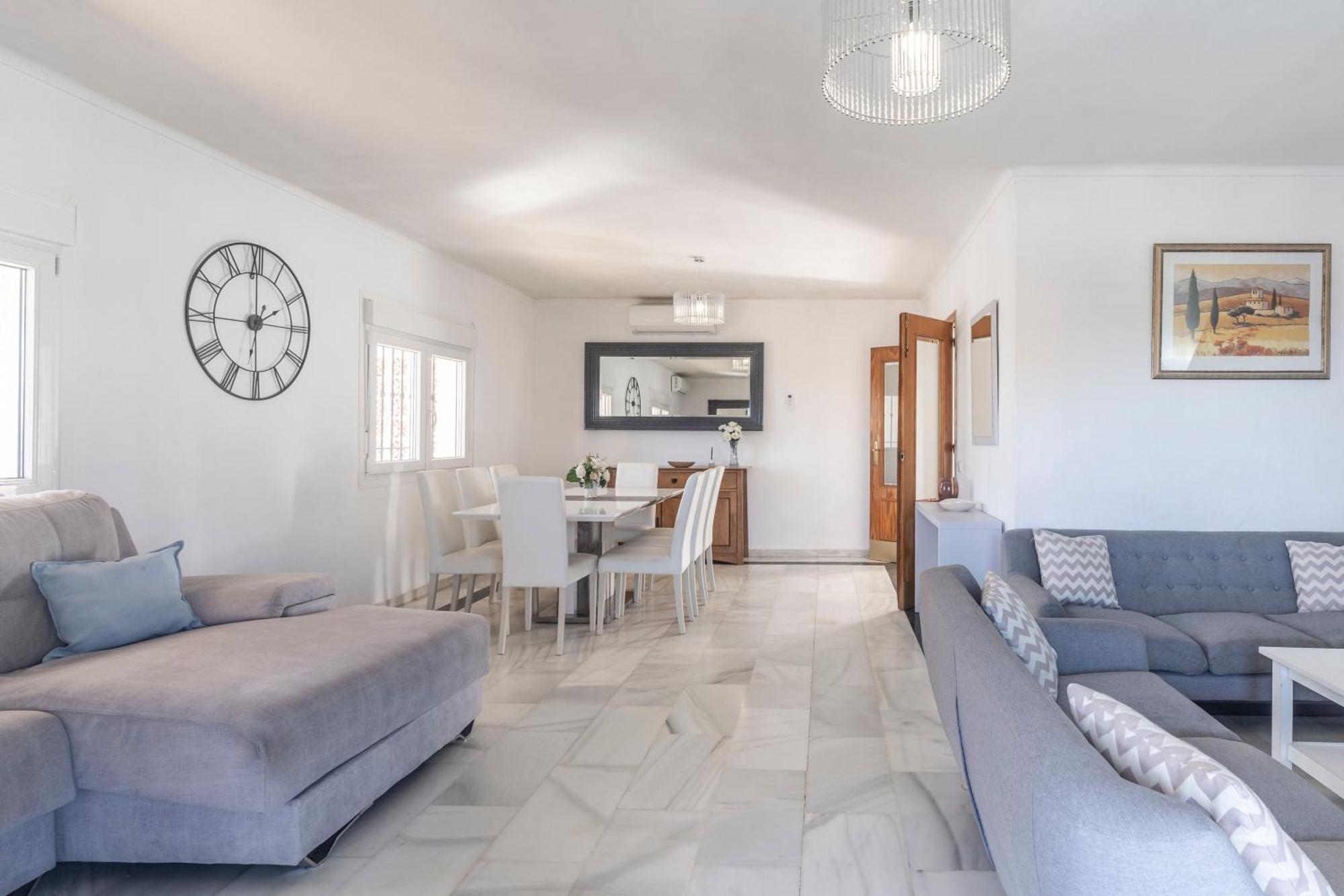 Beautiful 5 Bedroom Villa, Sea Views, Private Pool, Estepona Newly Refurbished Luaran gambar