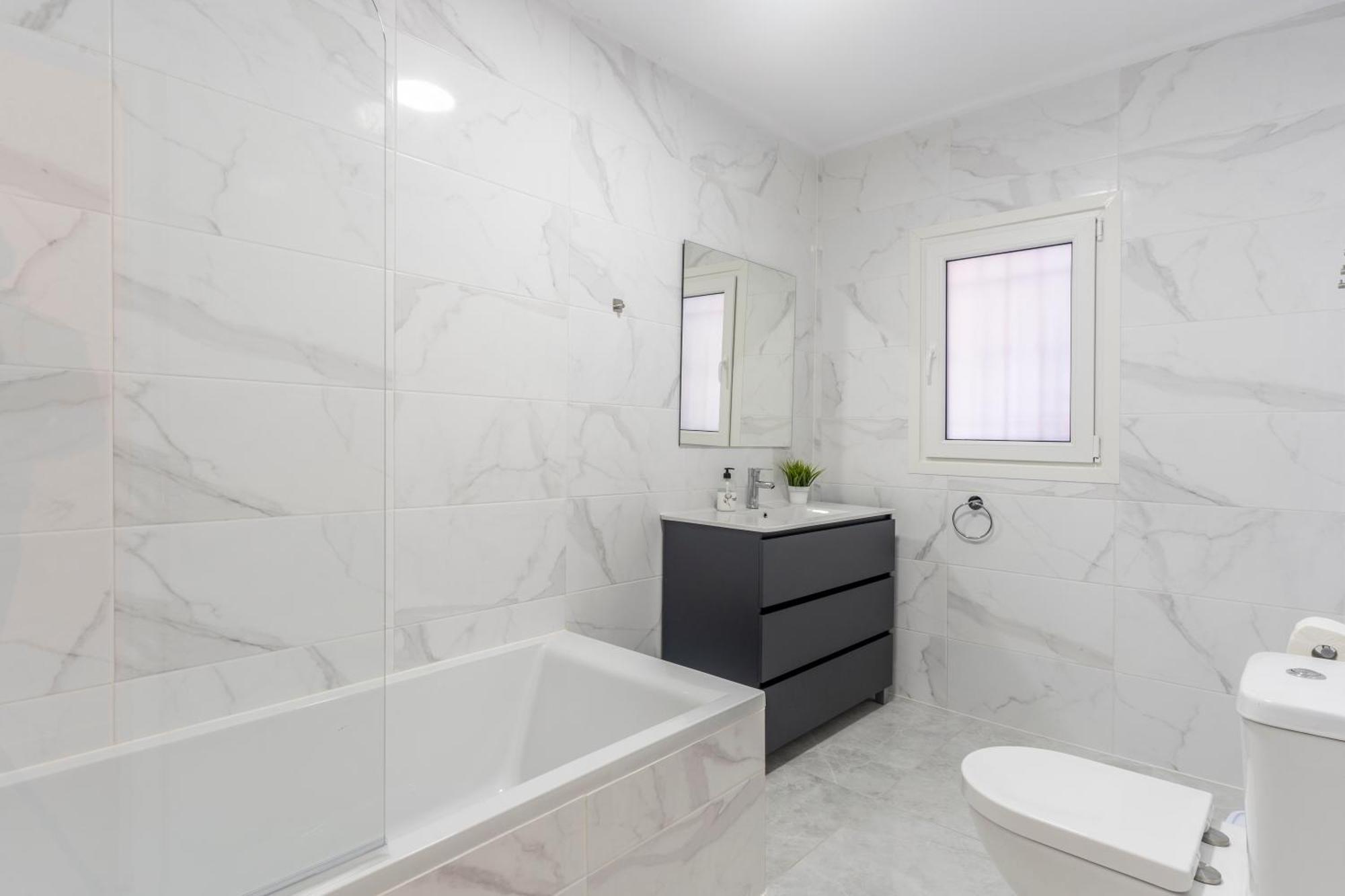 Beautiful 5 Bedroom Villa, Sea Views, Private Pool, Estepona Newly Refurbished Luaran gambar